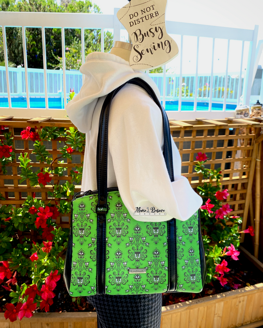 Green Haunted Wallpaper Shoulder Bag