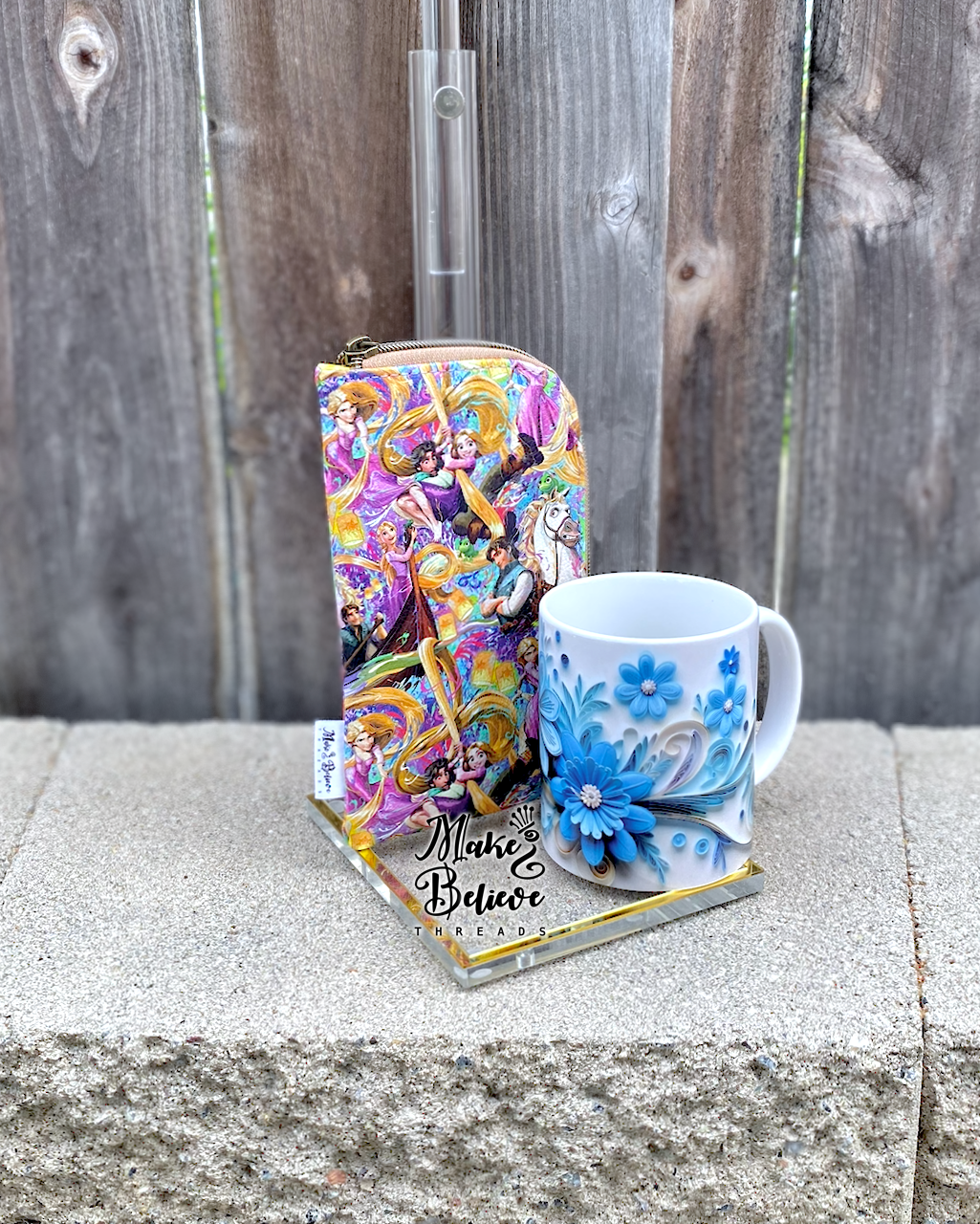 Artisticpunzel Padded Zipper Pouch