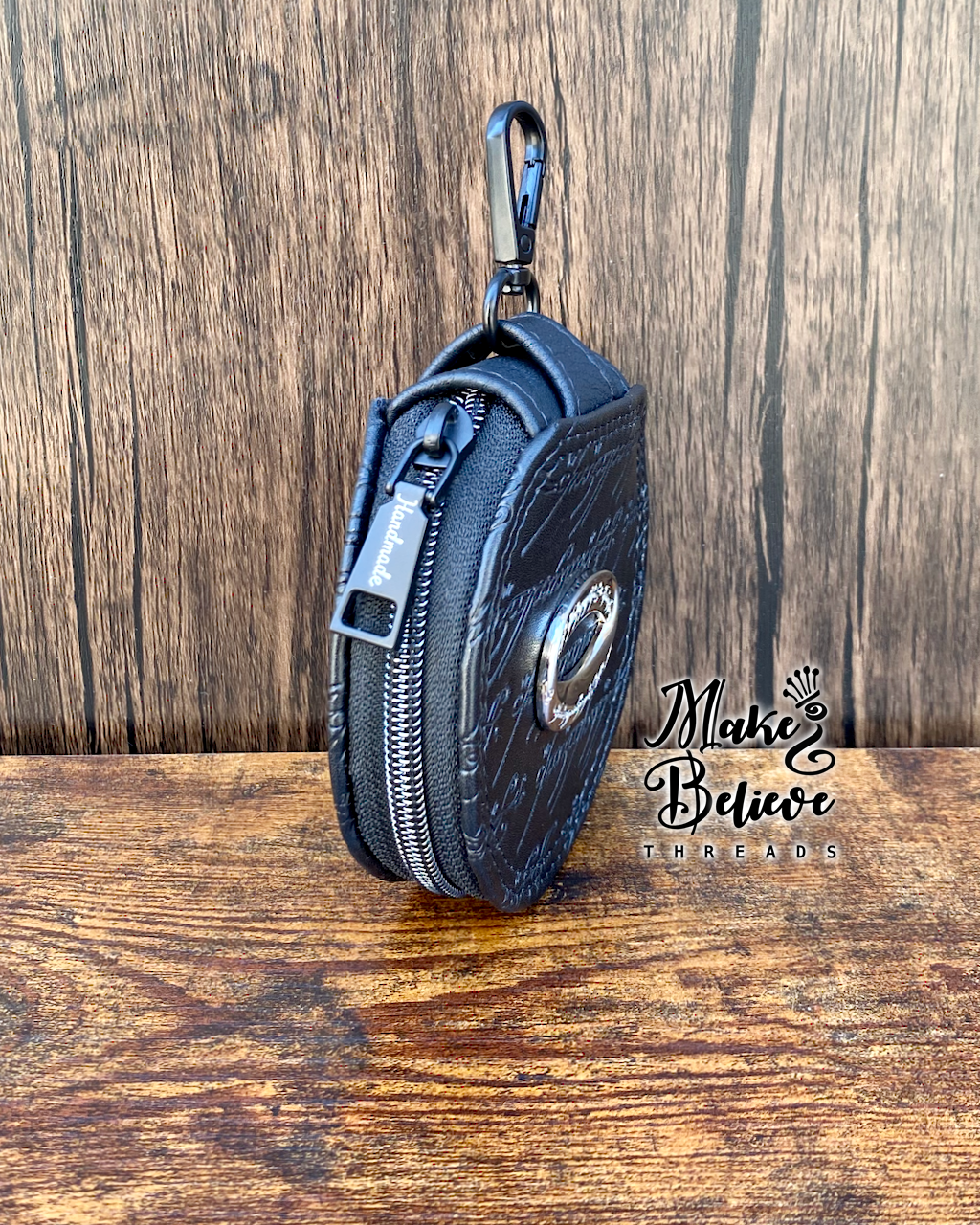 Black Elvish Script One Ring Circle Pouch with Clip