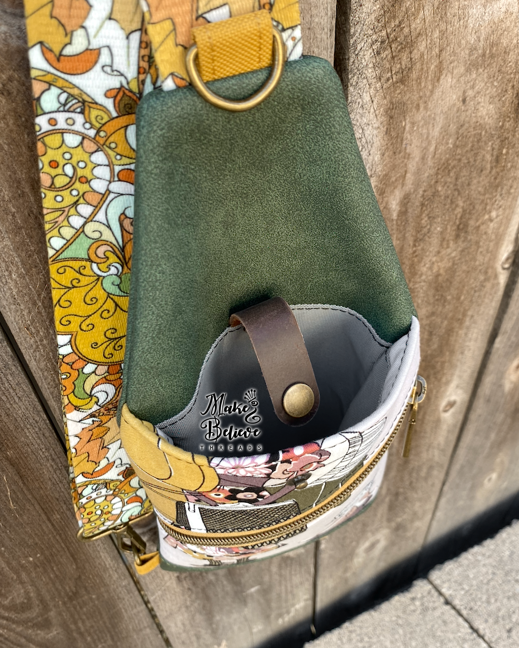 Green AH Ghastlies Shopping Mini Traveler Sling