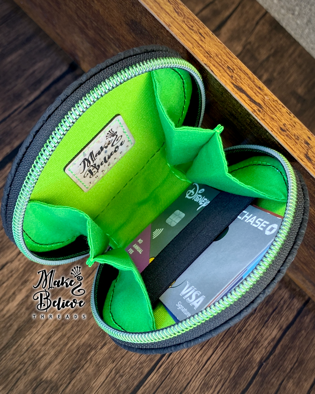 Green Metallic Beetle on Black Lace Circle Pouch with Clip