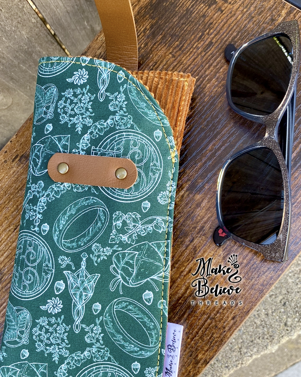 Green One Ring with Brown Corduroy Glasses Sleeve