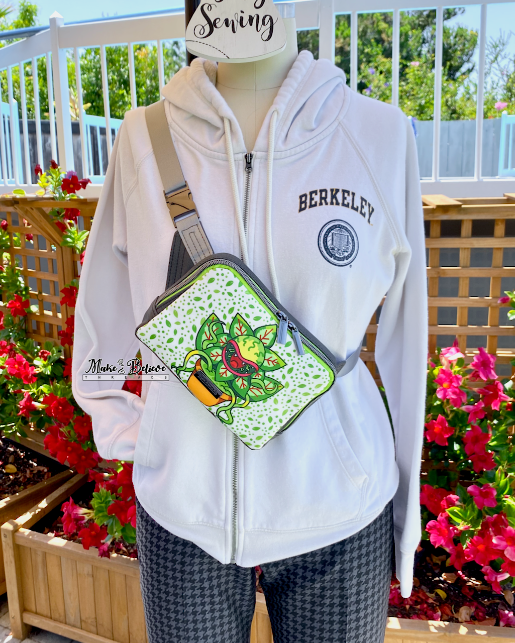 Grey Feed Me Small Hip Pack