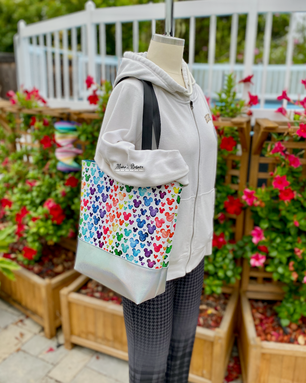 Holographic Mouse Heads