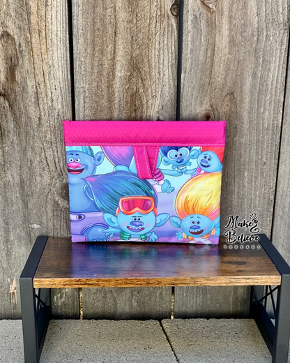Hot Pink Trolling Snappy Pouch