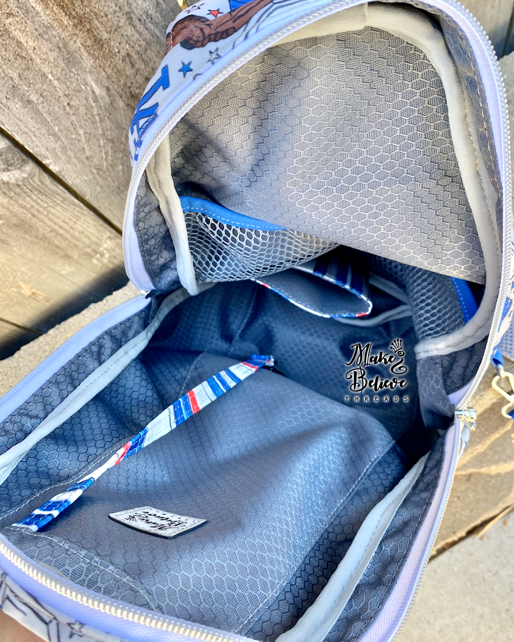 I Love LA Large Daypack with Strap Phone Pocket