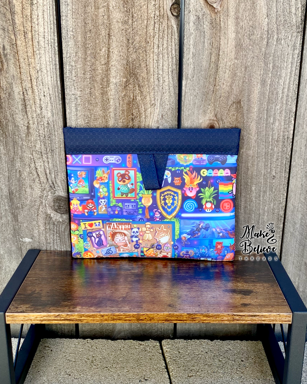 Navy Gamer Shelf Snappy Pouch