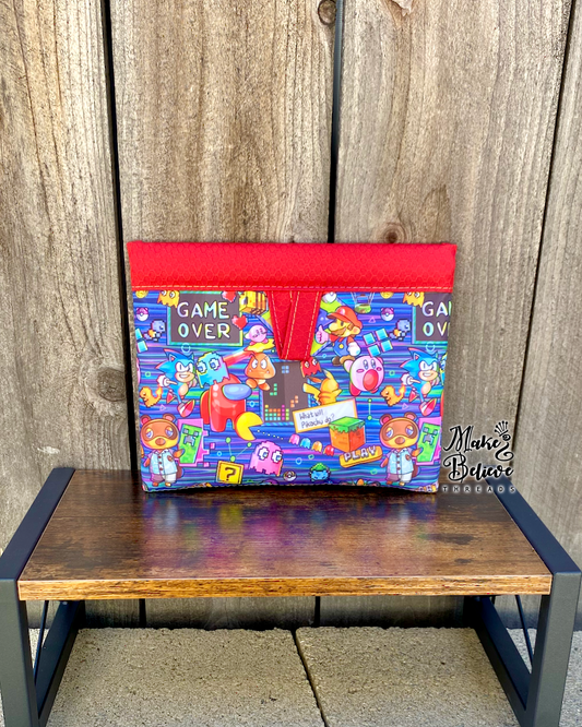 Red Gamer Snappy Pouch