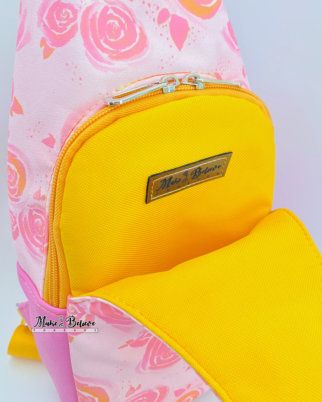 Strawberry Lemonade Retro Style Sling