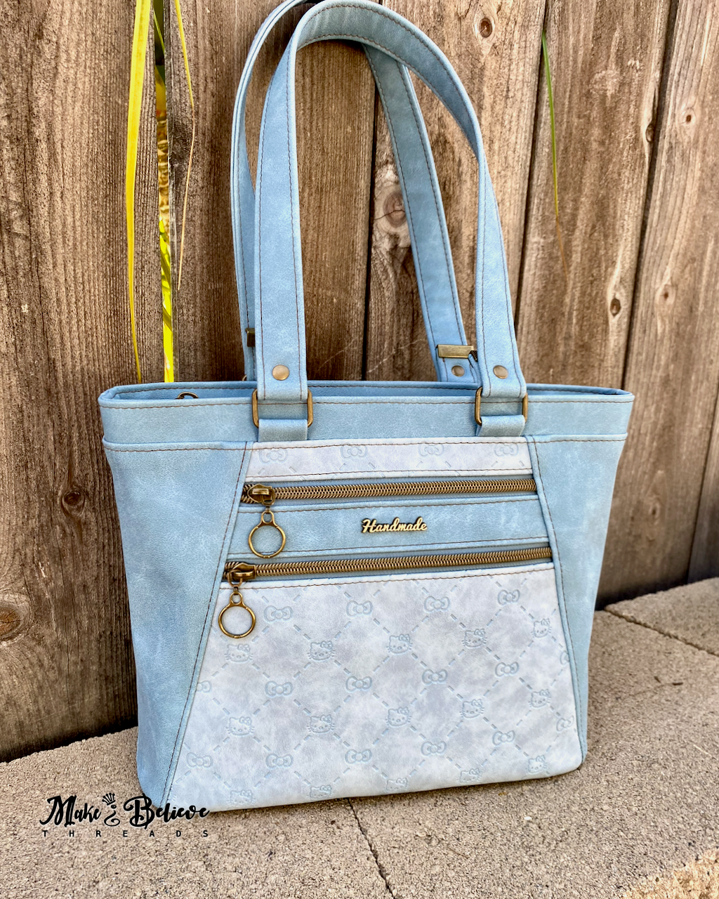 Tone-on-Tone Blue Faux Suede Bow Kitty Shoulder Bag