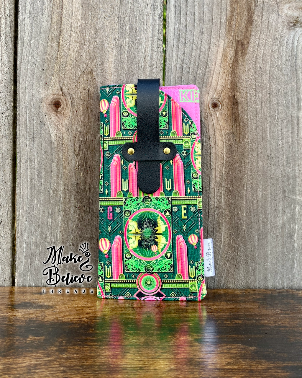 Wicked Art Deco Pink Witch Glasses Sleeve